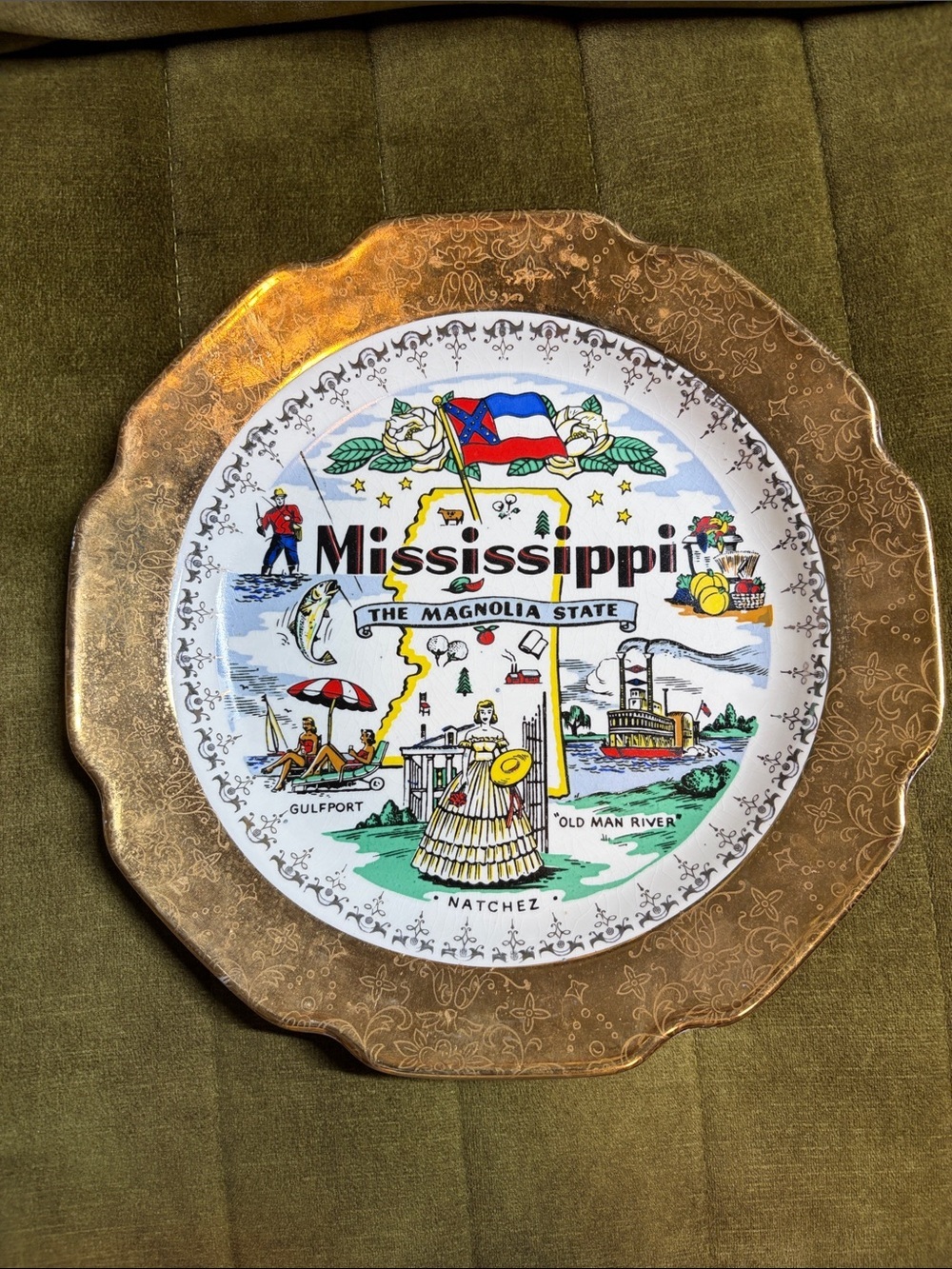Mississippi Souvenir Decorative Plate - Gold Trim